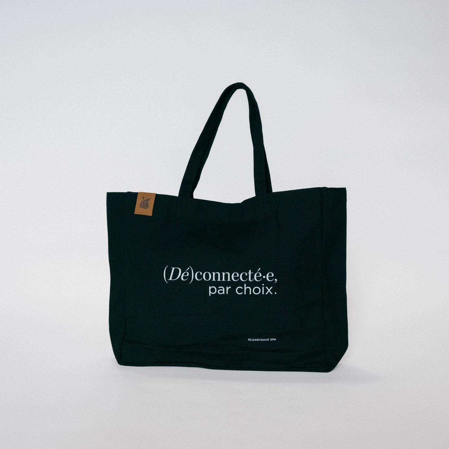 SIGNATURE TOTE